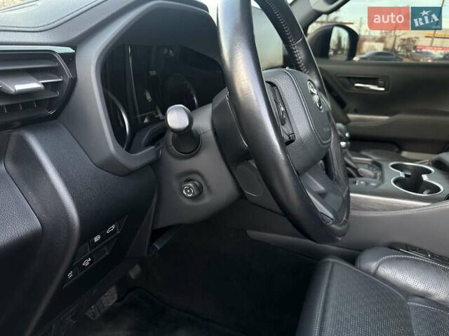 Серый Тойота Ленд Крузер, объемом двигателя 3.45 л и пробегом 80 тыс. км за 67000 $, фото 15 на Automoto.ua