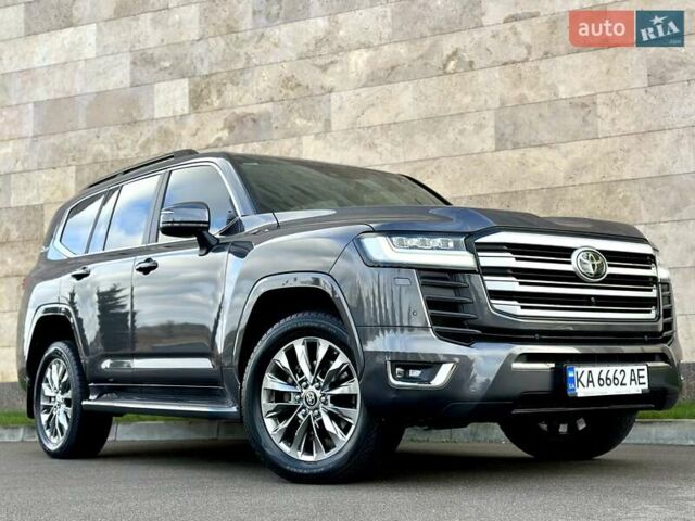 Серый Тойота Ленд Крузер, объемом двигателя 3.45 л и пробегом 88 тыс. км за 66800 $, фото 7 на Automoto.ua