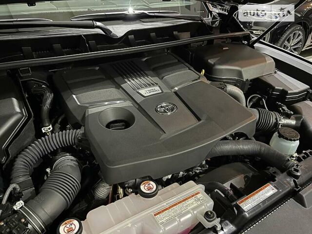 Сірий Тойота Ленд Крузер, об'ємом двигуна 3.4 л та пробігом 1 тис. км за 95900 $, фото 32 на Automoto.ua