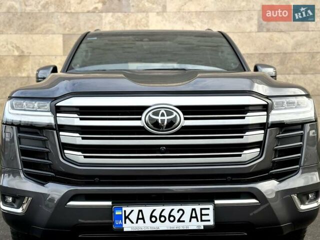 Серый Тойота Ленд Крузер, объемом двигателя 3.45 л и пробегом 88 тыс. км за 66800 $, фото 34 на Automoto.ua