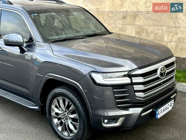 Серый Тойота Ленд Крузер, объемом двигателя 3.45 л и пробегом 88 тыс. км за 66800 $, фото 38 на Automoto.ua