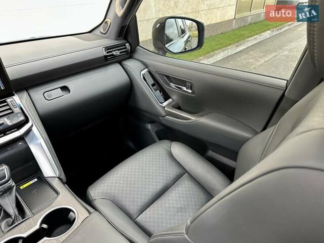 Серый Тойота Ленд Крузер, объемом двигателя 3.45 л и пробегом 88 тыс. км за 66800 $, фото 58 на Automoto.ua