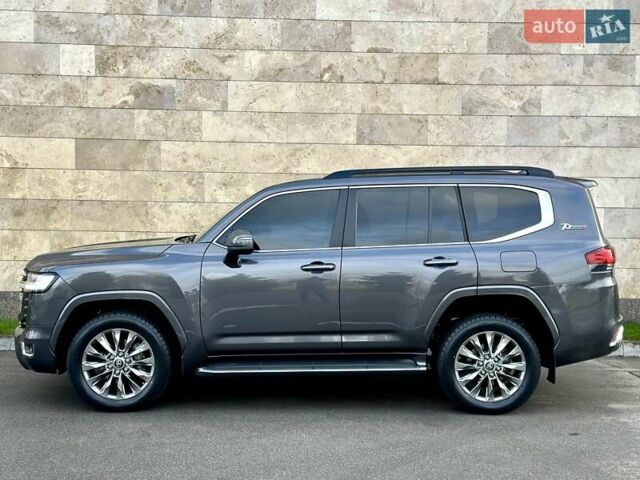 Серый Тойота Ленд Крузер, объемом двигателя 3.45 л и пробегом 88 тыс. км за 66800 $, фото 30 на Automoto.ua