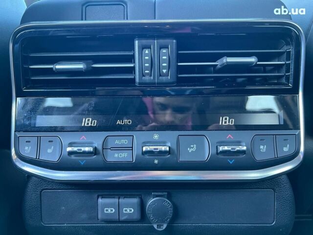 Серый Тойота Ленд Крузер, объемом двигателя 3.3 л и пробегом 32 тыс. км за 83990 $, фото 39 на Automoto.ua