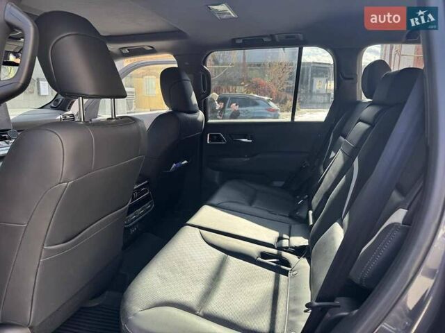 Серый Тойота Ленд Крузер, объемом двигателя 3.3 л и пробегом 61 тыс. км за 81753 $, фото 15 на Automoto.ua