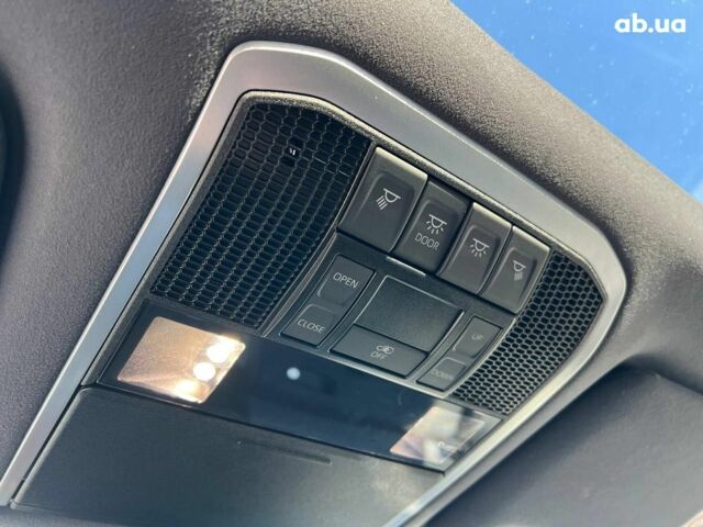 Серый Тойота Ленд Крузер, объемом двигателя 3.3 л и пробегом 32 тыс. км за 83990 $, фото 35 на Automoto.ua