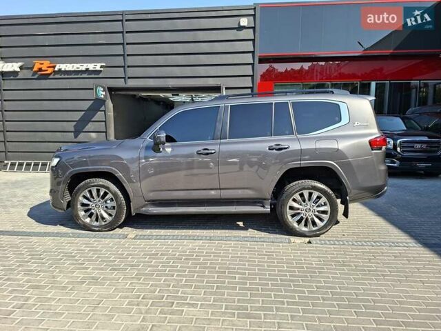 Серый Тойота Ленд Крузер, объемом двигателя 3.35 л и пробегом 34 тыс. км за 81900 $, фото 7 на Automoto.ua
