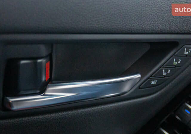 Сірий Тойота Ленд Крузер, об'ємом двигуна 3.45 л та пробігом 34 тис. км за 78220 $, фото 24 на Automoto.ua