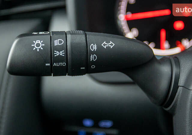 Сірий Тойота Ленд Крузер, об'ємом двигуна 3.45 л та пробігом 34 тис. км за 78220 $, фото 26 на Automoto.ua