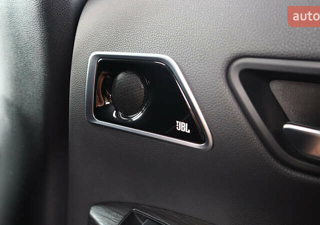 Серый Тойота Ленд Крузер, объемом двигателя 3.35 л и пробегом 177 тыс. км за 74600 $, фото 22 на Automoto.ua