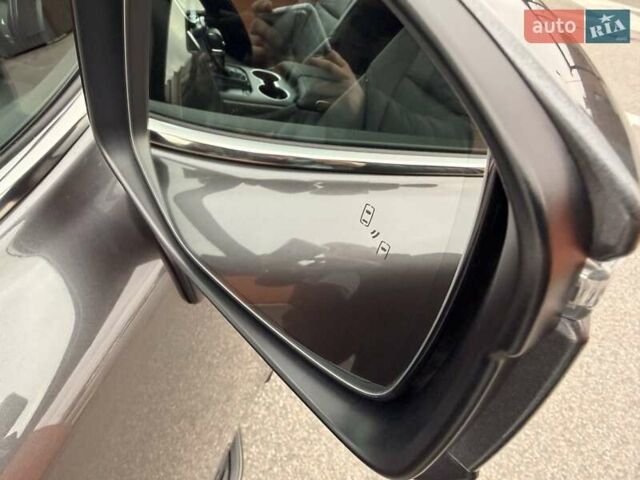 Сірий Тойота Ленд Крузер, об'ємом двигуна 3.3 л та пробігом 89 тис. км за 79900 $, фото 75 на Automoto.ua