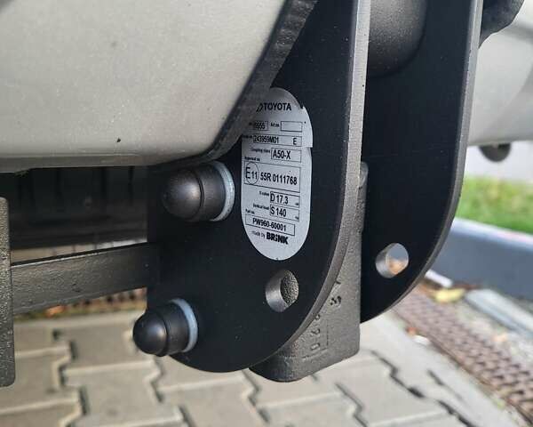 Серый Тойота Ленд Крузер, объемом двигателя 3.3 л и пробегом 31 тыс. км за 84500 $, фото 12 на Automoto.ua