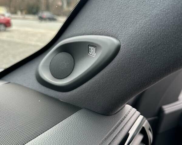 Серый Тойота Ленд Крузер, объемом двигателя 3.35 л и пробегом 28 тыс. км за 83999 $, фото 31 на Automoto.ua