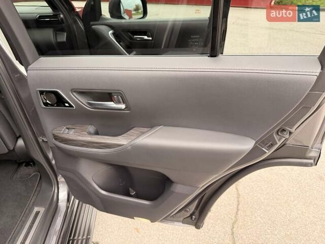 Сірий Тойота Ленд Крузер, об'ємом двигуна 3.3 л та пробігом 89 тис. км за 79900 $, фото 37 на Automoto.ua