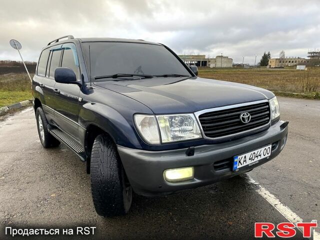 Синій Тойота Ленд Крузер, об'ємом двигуна 4.7 л та пробігом 536 тис. км за 10100 $, фото 1 на Automoto.ua