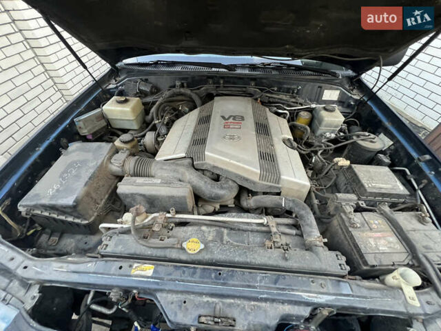 Синій Тойота Ленд Крузер, об'ємом двигуна 4.7 л та пробігом 360 тис. км за 11000 $, фото 6 на Automoto.ua