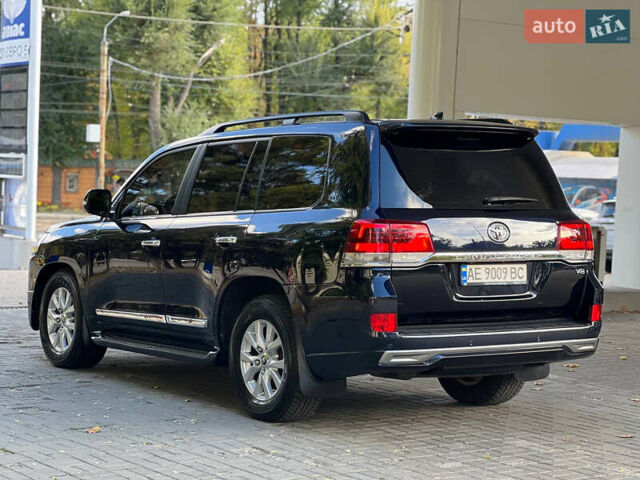 Синий Тойота Ленд Крузер, объемом двигателя 4.46 л и пробегом 230 тыс. км за 43500 $, фото 13 на Automoto.ua