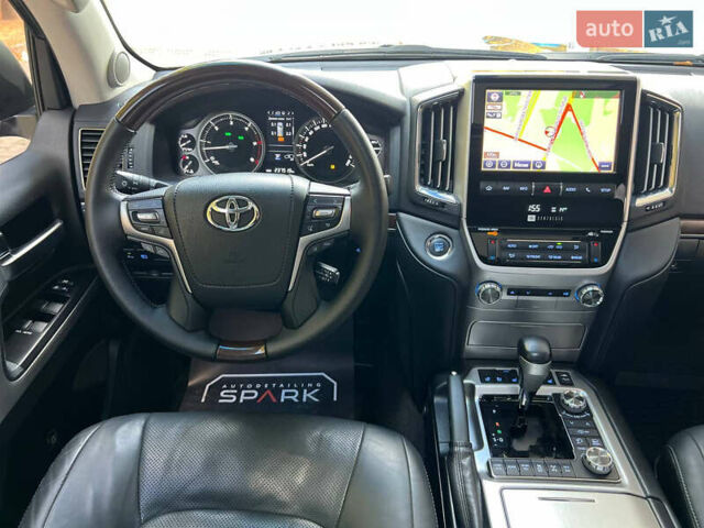 Синий Тойота Ленд Крузер, объемом двигателя 4.46 л и пробегом 230 тыс. км за 43500 $, фото 32 на Automoto.ua