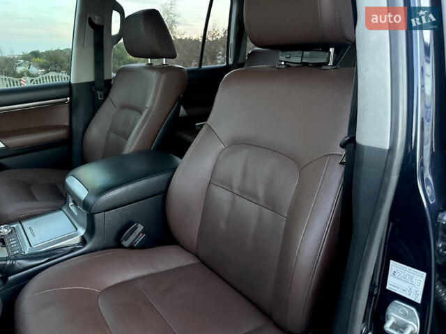 Синій Тойота Ленд Крузер, об'ємом двигуна 4.61 л та пробігом 140 тис. км за 48500 $, фото 25 на Automoto.ua