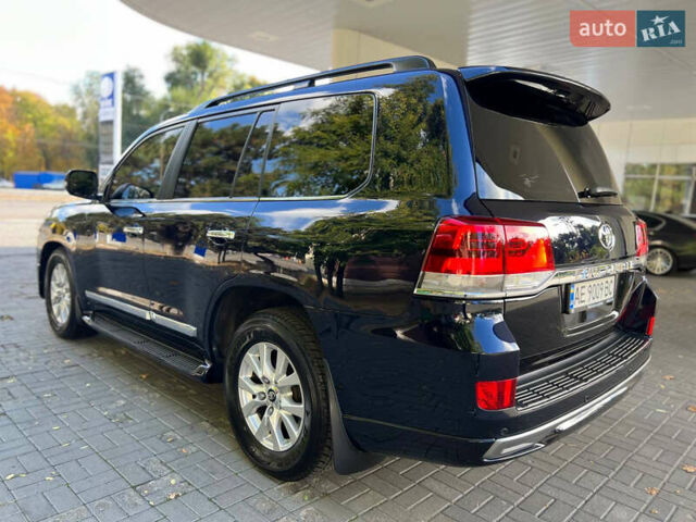 Синий Тойота Ленд Крузер, объемом двигателя 4.46 л и пробегом 230 тыс. км за 43500 $, фото 8 на Automoto.ua