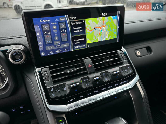 Синій Тойота Ленд Крузер, об'ємом двигуна 3.35 л та пробігом 55 тис. км за 73800 $, фото 61 на Automoto.ua