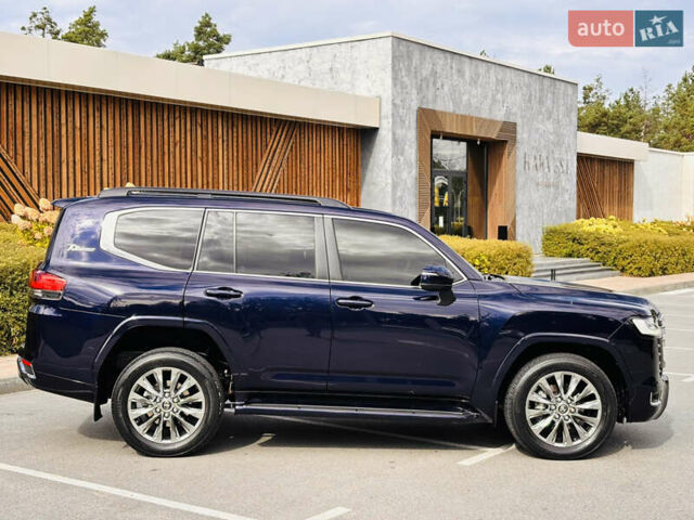 Тойота Ленд Крузер 2021 в Киеве на Automoto.ua Синий Тойота Ленд Крузер, объемом двигателя 3.3 л и пробегом 55 тыс. км за 77800 $, фото 12 на Automoto.ua
