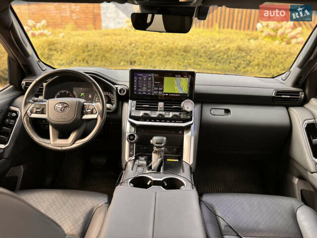 Тойота Ленд Крузер 2021 в Киеве на Automoto.ua Синий Тойота Ленд Крузер, объемом двигателя 3.3 л и пробегом 55 тыс. км за 77800 $, фото 31 на Automoto.ua