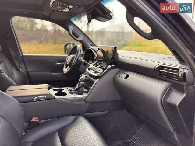 Тойота Ленд Крузер 2021 в Киеве на Automoto.ua Синий Тойота Ленд Крузер, объемом двигателя 3.3 л и пробегом 55 тыс. км за 77800 $, фото 38 на Automoto.ua