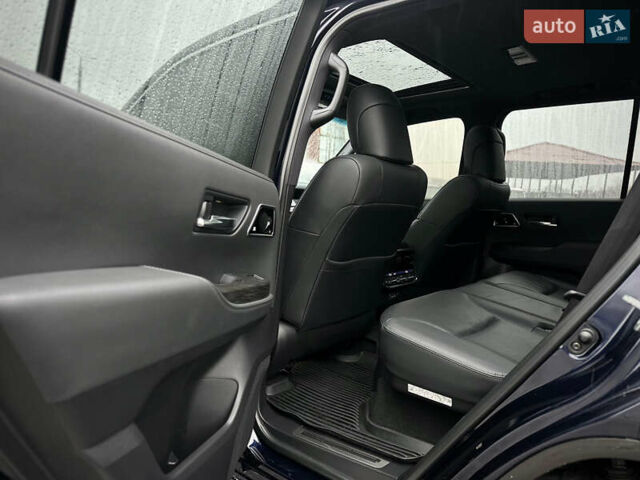 Синій Тойота Ленд Крузер, об'ємом двигуна 3.35 л та пробігом 55 тис. км за 73800 $, фото 41 на Automoto.ua