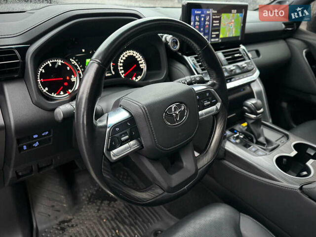 Синій Тойота Ленд Крузер, об'ємом двигуна 3.35 л та пробігом 55 тис. км за 73800 $, фото 35 на Automoto.ua