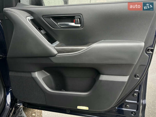 Синій Тойота Ленд Крузер, об'ємом двигуна 3.35 л та пробігом 55 тис. км за 73800 $, фото 51 на Automoto.ua