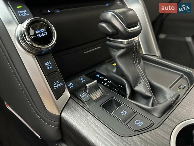 Синій Тойота Ленд Крузер, об'ємом двигуна 3.3 л та пробігом 50 тис. км за 79500 $, фото 60 на Automoto.ua