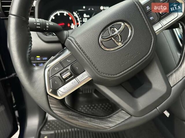 Синій Тойота Ленд Крузер, об'ємом двигуна 3.3 л та пробігом 50 тис. км за 79500 $, фото 40 на Automoto.ua