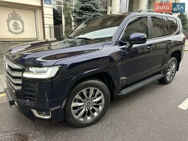 Синій Тойота Ленд Крузер, об'ємом двигуна 3.3 л та пробігом 50 тис. км за 79500 $, фото 4 на Automoto.ua