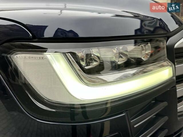 Синій Тойота Ленд Крузер, об'ємом двигуна 3.3 л та пробігом 50 тис. км за 79500 $, фото 31 на Automoto.ua
