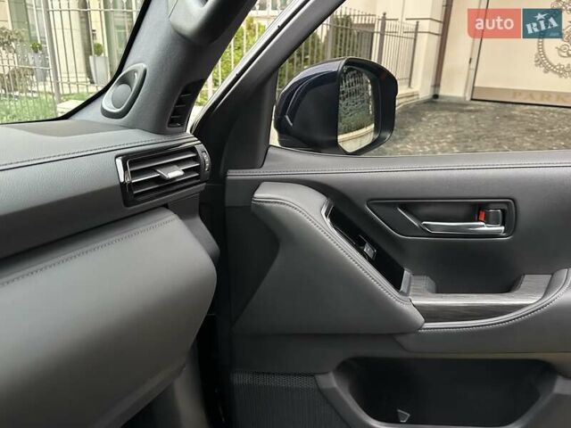Синій Тойота Ленд Крузер, об'ємом двигуна 3.3 л та пробігом 50 тис. км за 79500 $, фото 67 на Automoto.ua