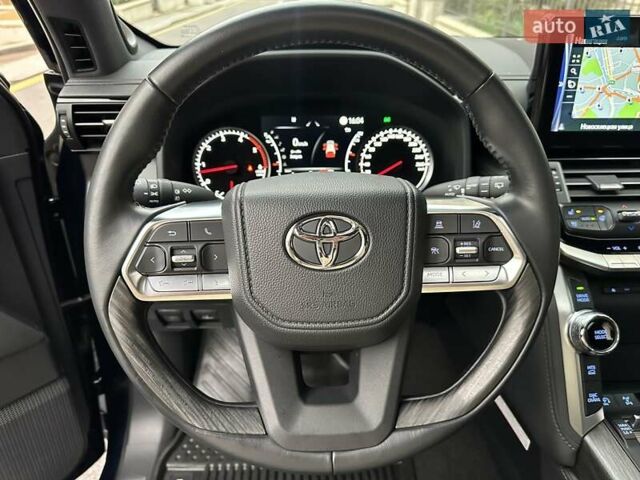 Синій Тойота Ленд Крузер, об'ємом двигуна 3.3 л та пробігом 50 тис. км за 79500 $, фото 39 на Automoto.ua