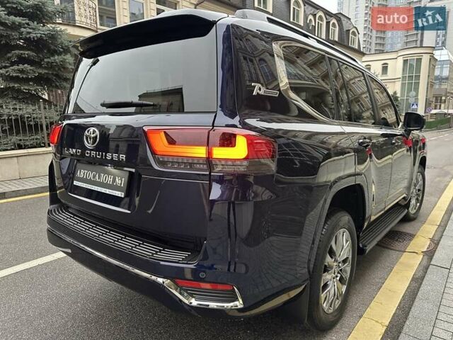Синій Тойота Ленд Крузер, об'ємом двигуна 3.3 л та пробігом 50 тис. км за 79500 $, фото 12 на Automoto.ua