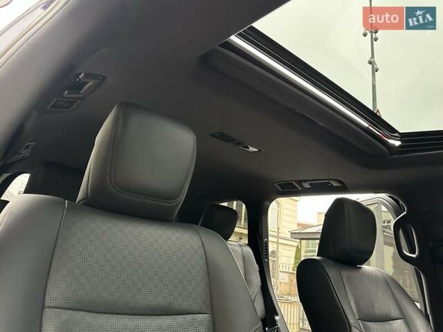 Синій Тойота Ленд Крузер, об'ємом двигуна 3.3 л та пробігом 50 тис. км за 79500 $, фото 73 на Automoto.ua