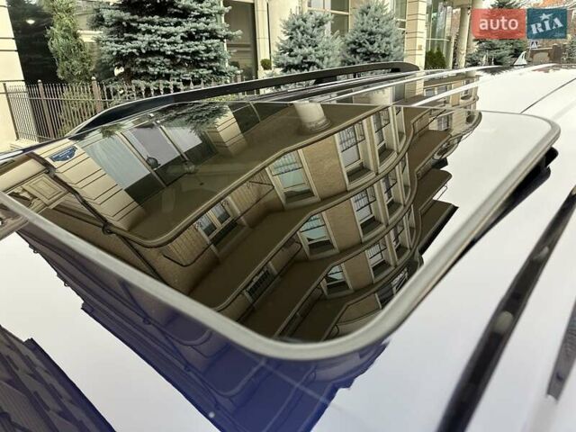 Синій Тойота Ленд Крузер, об'ємом двигуна 3.3 л та пробігом 50 тис. км за 79500 $, фото 33 на Automoto.ua