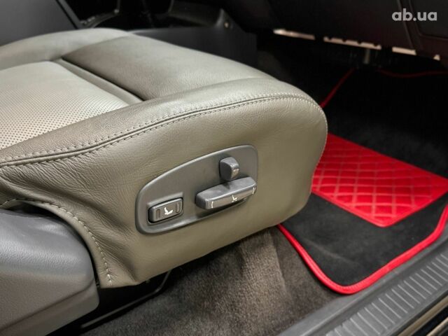 Зелений Тойота Ленд Крузер, об'ємом двигуна 4.2 л та пробігом 4 тис. км за 81890 $, фото 51 на Automoto.ua