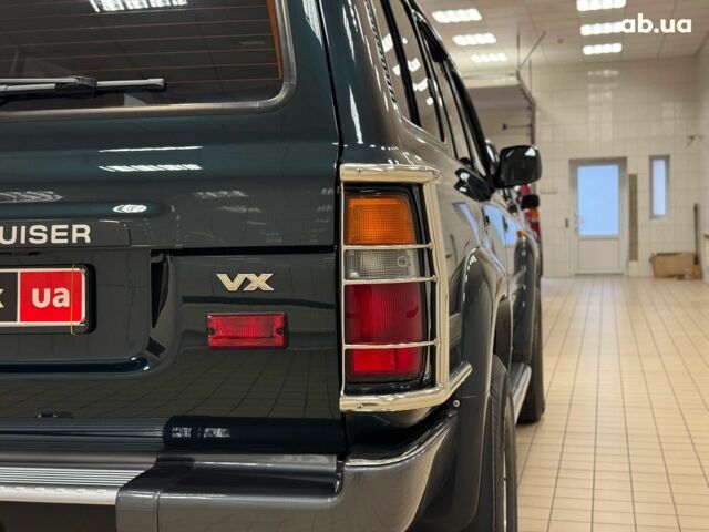 Зелений Тойота Ленд Крузер, об'ємом двигуна 4.2 л та пробігом 4 тис. км за 81890 $, фото 13 на Automoto.ua