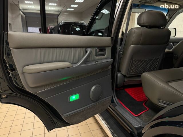 Зелений Тойота Ленд Крузер, об'ємом двигуна 4.2 л та пробігом 4 тис. км за 81890 $, фото 39 на Automoto.ua