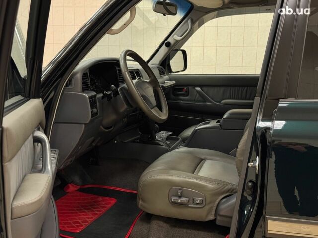 Зелений Тойота Ленд Крузер, об'ємом двигуна 4.2 л та пробігом 4 тис. км за 81890 $, фото 23 на Automoto.ua