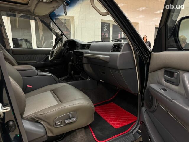 Зелений Тойота Ленд Крузер, об'ємом двигуна 4.2 л та пробігом 4 тис. км за 81890 $, фото 48 на Automoto.ua