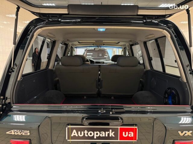 Зелений Тойота Ленд Крузер, об'ємом двигуна 4.2 л та пробігом 4 тис. км за 81890 $, фото 46 на Automoto.ua