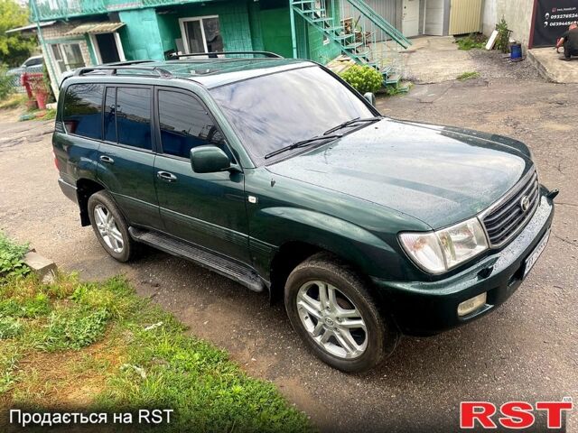 Зелений Тойота Ленд Крузер, об'ємом двигуна 4.7 л та пробігом 300 тис. км за 11000 $, фото 1 на Automoto.ua
