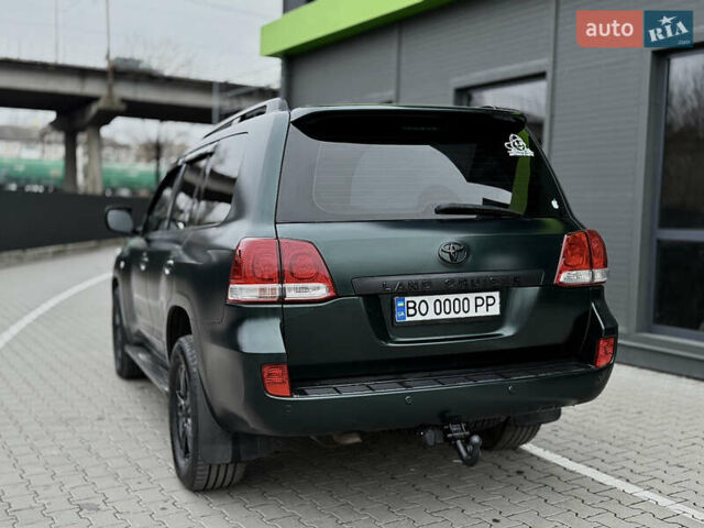 Зеленый Тойота Ленд Крузер, объемом двигателя 4.5 л и пробегом 267 тыс. км за 22999 $, фото 49 на Automoto.ua