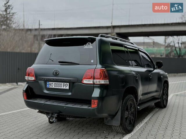 Зеленый Тойота Ленд Крузер, объемом двигателя 4.5 л и пробегом 267 тыс. км за 22999 $, фото 52 на Automoto.ua