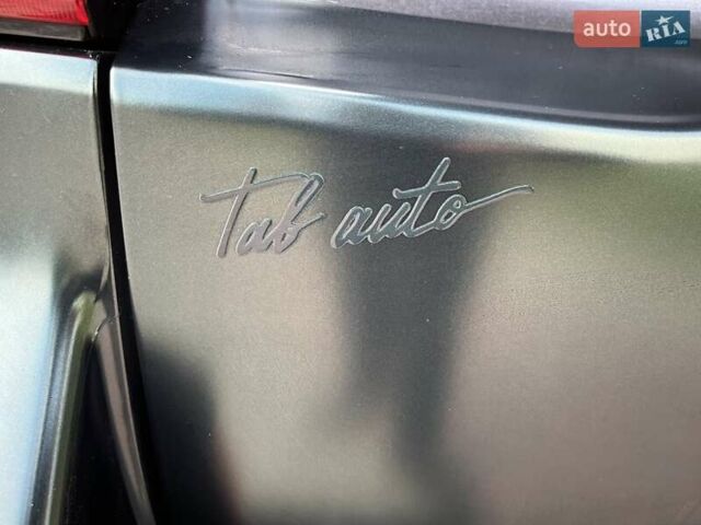 Зеленый Тойота Ленд Крузер, объемом двигателя 4.5 л и пробегом 235 тыс. км за 23500 $, фото 12 на Automoto.ua